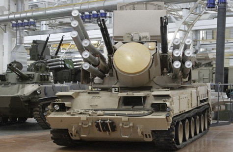 Hệ thống Pantsir-S1 trên khung gầm bánh xích.