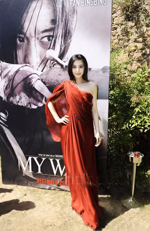 Tự tin khoe vẻ đẹp tựa nữ thần