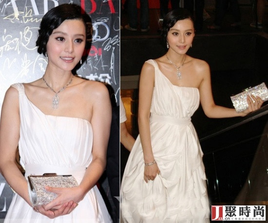 Phạm Băng Băng từng khiến bao cánh đàn ông phải mê mẩn trong những chiếc đầm lệch vai gợi cảm như thế này, với chất liệu mềm mại chảy dài nâng niu vóc dáng vốn dĩ rất cân đối của nàng.