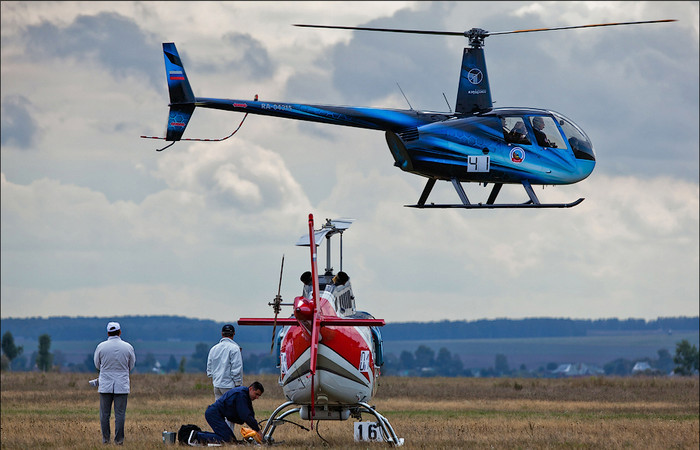 Trực thăng R-44 của Ba Lan. Trực thăng R-44 của Ba Lan.