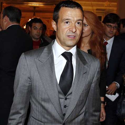 Jorge Mendes là nhân vật trung tâm của cuộc điều tra từ cảnh sát BĐN Jorge Mendes là nhân vật trung tâm của cuộc điều tra từ cảnh sát BĐN