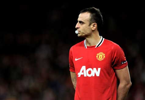 Berbatov: "Tôi không xứng đáng phải ngồi dự bị" Berbatov: "Tôi không xứng đáng phải ngồi dự bị"