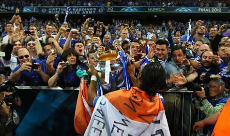 Khi Drogba đi rồi, Chelsea có thể tìm được ai có ý chí chiến thắng như anh? Khi Drogba đi rồi, Chelsea có thể tìm được ai có ý chí chiến thắng như anh?