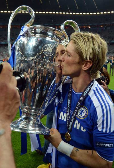 Torres vô địch Champions League nhưng đã bày tỏ sự bất mãn khi không được đá chính trong trận chung kết Torres vô địch Champions League nhưng đã bày tỏ sự bất mãn khi không được đá chính trong trận chung kết