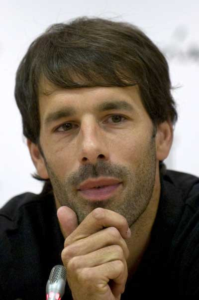 Van Nistelrooy: "Tôi đã đạt đến giới hạn thể lực của mình"