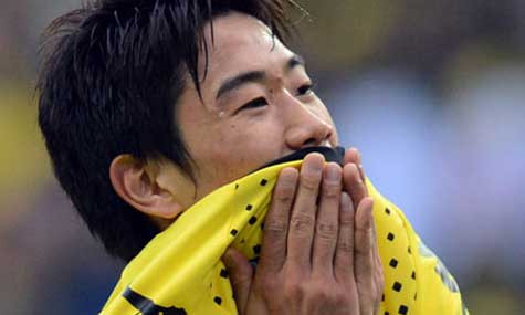 Chỉ cần hoàn tất các thủ tục cá nhân là Shinji Kagawa sẽ chuyển tới Old Trafford cho mùa giải 2012-13 Chỉ cần hoàn tất các thủ tục cá nhân là Shinji Kagawa sẽ chuyển tới Old Trafford cho mùa giải 2012-13