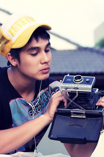 4. Baggio - Chàng cầu thủ bóng rổ cực "kul" Khi các chàng hot boy khác đều cực chất về thời trang, hay theo phong cách dễ thương thì Baggio (sn 1991) lại lập tức thu hút cộng đồng mạng nhờ vào khả năng chơi bóng rổ và vẻ ngoài đẹp trai và nam tính. Baggio còn mang cả hai dòng máu Việt và Pháp. 4. Baggio - Chàng cầu thủ bóng rổ cực "kul" Khi các chàng hot boy khác đều cực chất về thời trang, hay theo phong cách dễ thương thì Baggio (sn 1991) lại lập tức thu hút cộng đồng mạng nhờ vào khả năng chơi bóng rổ và vẻ ngoài đẹp trai và nam tính. Baggio còn mang cả hai dòng máu Việt và Pháp.