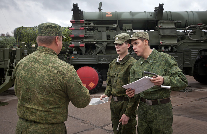 Tên lửa phòng không S-400. Tên lửa phòng không S-400.