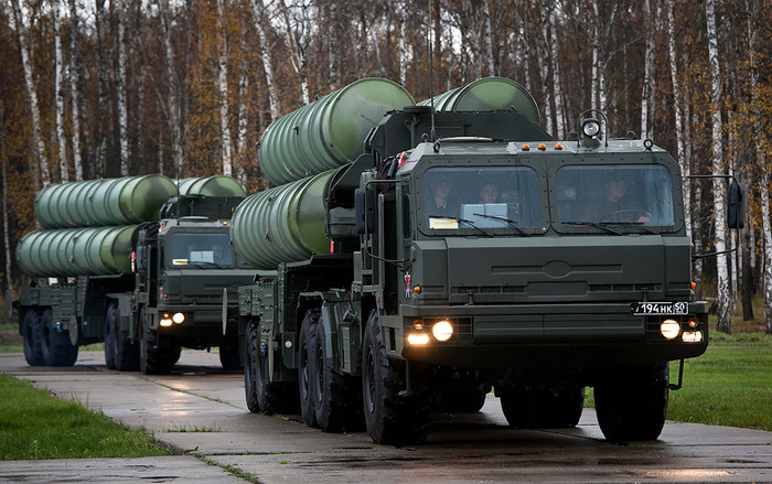 Tên lửa phòng không S-400. Tên lửa phòng không S-400.