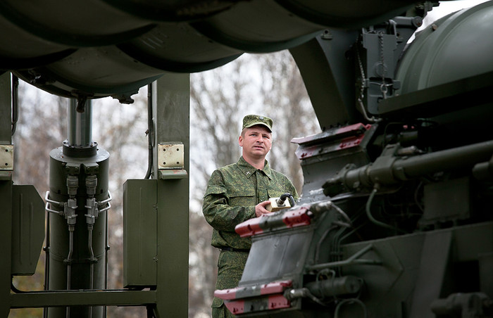 Tên lửa phòng không S-400. Tên lửa phòng không S-400.