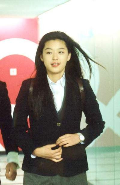 Jieo Ji Hyun Jieo Ji Hyun