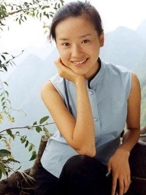 Trong dàn "Miêu nữ lang" Trương Nghệ Mưu đã từng nhận xét về Đổng Khiết rằng: cô sở hữu một vẻ đẹp thuần khiết, tinh tế, một vẻ đẹp mà không phải ai cũng có được. Trong dàn "Miêu nữ lang" Trương Nghệ Mưu đã từng nhận xét về Đổng Khiết rằng: cô sở hữu một vẻ đẹp thuần khiết, tinh tế, một vẻ đẹp mà không phải ai cũng có được.