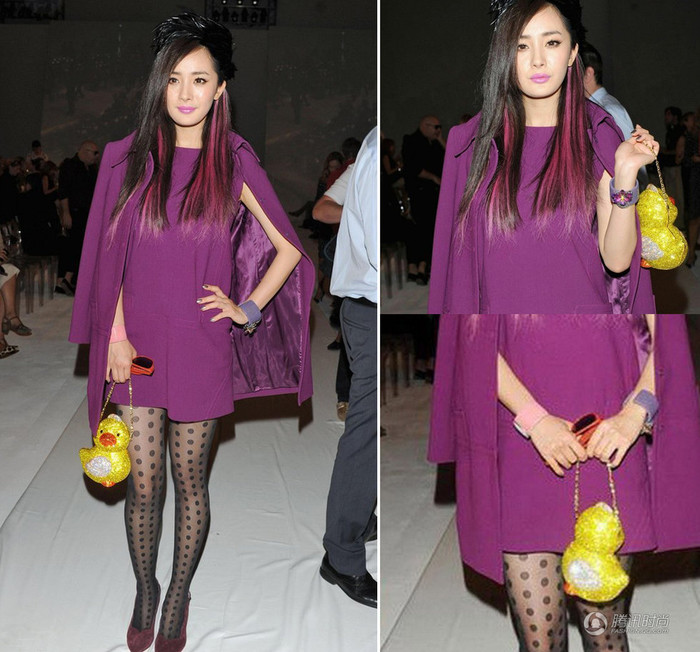 Dương Mịch dễ thương với túi xách chú vịt màu vàng.