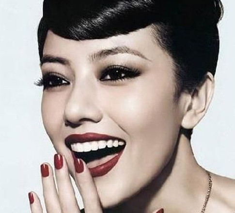 ...Thừa son thừa phấn sẽ dẫn đến hậu quả như thế này.