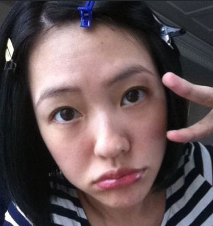 Từ Hy Đệ rất thích khoe mặt mộc của mình...