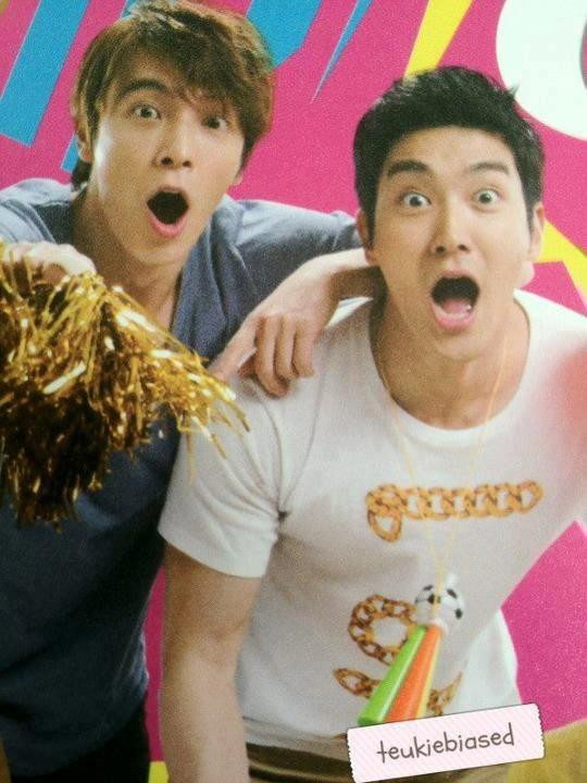 Cái gì mà có thể khiến Dong Hee và Siwon ngạc nhiên thế kia.