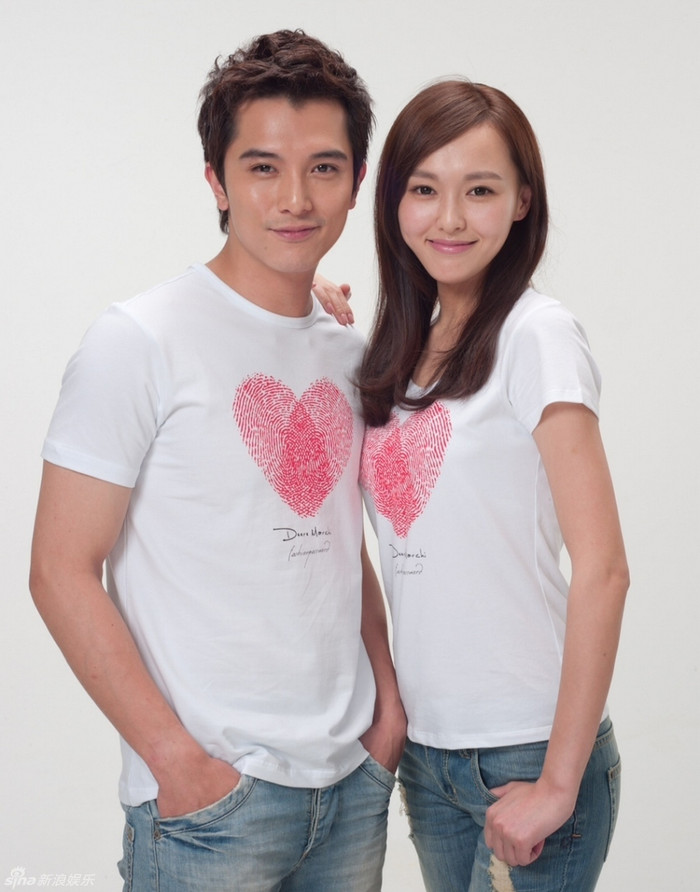 Khưu Trạch, người Đài Loan, được bầu chọn là đệ nhất mỹ nam 2012 của showbiz Hoa ngữ. Trong khi Đường Yên cũng nổi tiếng là người đẹp có tài của Thượng Hải Khưu Trạch, người Đài Loan, được bầu chọn là đệ nhất mỹ nam 2012 của showbiz Hoa ngữ. Trong khi Đường Yên cũng nổi tiếng là người đẹp có tài của Thượng Hải