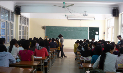 Sinh viên ở các lớp học ghép tín chỉ nên cảnh giác với những sinh viên giả mạo