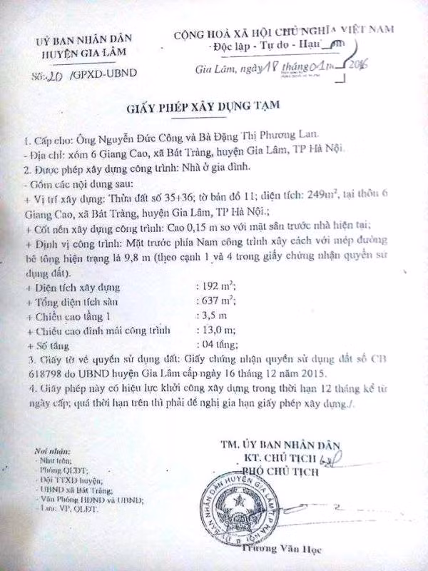 Giấy phép xây dựng tạm công trình nhà của ông Nguyễn Công Ngọc chỉ cho phép xây dựng 4 tầng nhưng công trình đã xây vượt phép lên đến 5 tầng. (Ảnh Minh Chí)