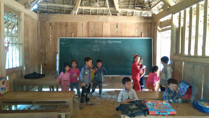 Nhiều học sinh ở vùng cao Thanh Hóa còn khó khăn. Ảnh: Lê Anh