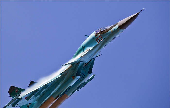 Tư lệnh Không quân Nga Alexander Zelin thì khẳng định rằng Su-34 có hiệu quả chiến đấu và tấn công tuyệt vời. Nó có thể thực hiện được những nhiệm vụ mà không phải thế hệ máy bay chiến đấu nào cùng loại trên thế giới cũng thực hiện được. Tư lệnh Không quân Nga Alexander Zelin thì khẳng định rằng Su-34 có hiệu quả chiến đấu và tấn công tuyệt vời. Nó có thể thực hiện được những nhiệm vụ mà không phải thế hệ máy bay chiến đấu nào cùng loại trên thế giới cũng thực hiện được.