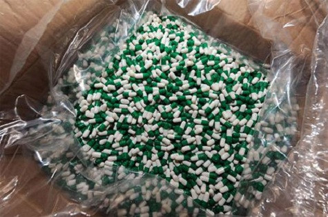 Dư luận Trung Quốc đang vô cùng phẫn nộ vì vỏ nang thuốc chưa độc (Ảnh: Dân Trí) Dư luận Trung Quốc đang vô cùng phẫn nộ vì vỏ nang thuốc chưa độc (Ảnh: Dân Trí)