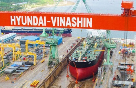6 tháng qua, Hyundai - Vinashin cũng chưa ký thêm được bất kỳ hợp đồng mới nào. 6 tháng qua, Hyundai - Vinashin cũng chưa ký thêm được bất kỳ hợp đồng mới nào.