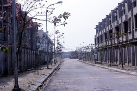 5 năm tới Bộ sẽ tập trung kiểm tra, rà soát khung pháp lý thị trường bất động sản. 5 năm tới Bộ sẽ tập trung kiểm tra, rà soát khung pháp lý thị trường bất động sản.