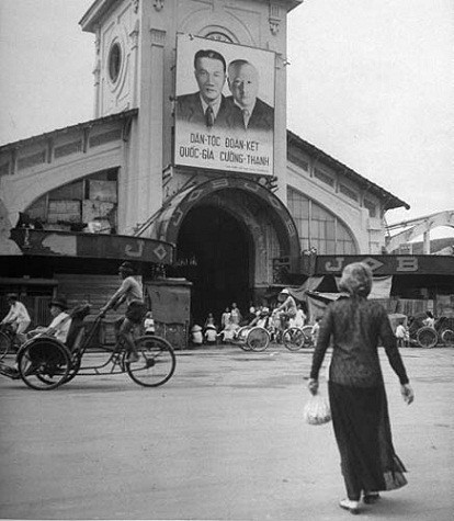 Chợ bến Thành năm 1948. Chợ bến Thành năm 1948.