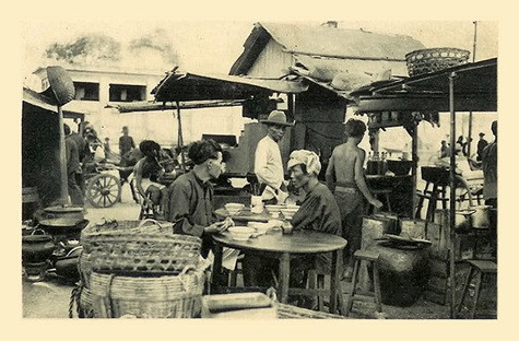 Cảnh sinh hoạt trong chợ Lớn Cảnh sinh hoạt trong chợ Lớn