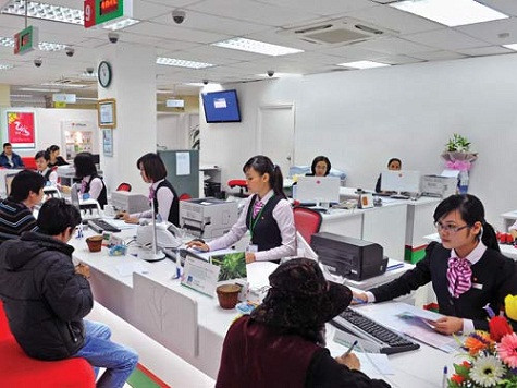 Nhiều ngân hàng ồ ạt rao bán bất động sản xiết nợ (Ảnh minh họa: Nguồn internet) Nhiều ngân hàng ồ ạt rao bán bất động sản xiết nợ (Ảnh minh họa: Nguồn internet)