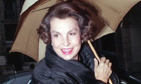 5. Liliane Bettencourt – 24 tỷ USD Nữ tỷ phú nổi tiếng đến từ Pháp sở hữu 24 tỷ USD và tập đoàn mỹ phẩm hàng đầu thế giới L’Oreal hiện đứng thứ 5 trong danh sách người giàu nhất châu Âu. Tuy nhiên, các vụ bê bối lùm xùm gần đây đã khiến tiền bạc, tài sản của bà bị con gái và cháu trai kiểm soát. 5. Liliane Bettencourt – 24 tỷ USD Nữ tỷ phú nổi tiếng đến từ Pháp sở hữu 24 tỷ USD và tập đoàn mỹ phẩm hàng đầu thế giới L’Oreal hiện đứng thứ 5 trong danh sách người giàu nhất châu Âu. Tuy nhiên, các vụ bê bối lùm xùm gần đây đã khiến tiền bạc, tài sản của bà bị con gái và cháu trai kiểm soát.