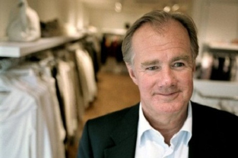 3. Stefan Persson – 26 tỷ USD Ông đảm nhiệm vị trí chủ tịch thương hiệu thời trang danh tiếng H&M do cha mình sáng lập từ năm 1982, tới nay trị giá tài sản ròng của Stefan lên tới 26 tỷ USD và là công dân giàu nhất Thụy Điển, đứng thứ 3 toàn châu Âu. Ngoài ra, Forbes cũng bình ông là tỷ phú giàu thứ 8 trên thế giới. 3. Stefan Persson – 26 tỷ USD Ông đảm nhiệm vị trí chủ tịch thương hiệu thời trang danh tiếng H&M do cha mình sáng lập từ năm 1982, tới nay trị giá tài sản ròng của Stefan lên tới 26 tỷ USD và là công dân giàu nhất Thụy Điển, đứng thứ 3 toàn châu Âu. Ngoài ra, Forbes cũng bình ông là tỷ phú giàu thứ 8 trên thế giới.