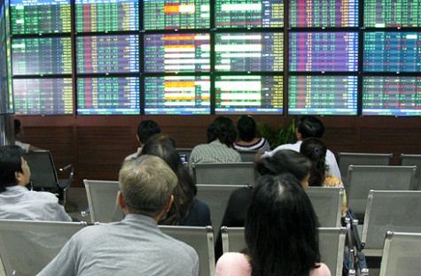 Hàng loạt cổ phiếu tăng điểm trong phiên 25/4. Ảnh: B.H. Hàng loạt cổ phiếu tăng điểm trong phiên 25/4. Ảnh: B.H.