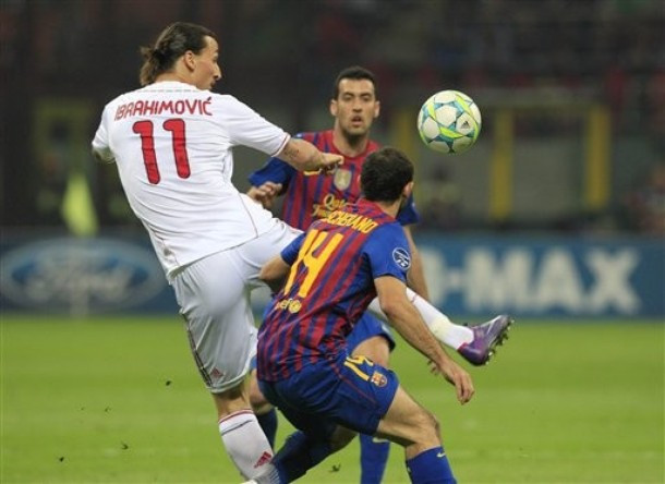 Chân sút người Thụy Điển gây khó dễ cho hàng thủ Barca nhiều nhất.