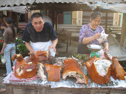 Thức ăn đường phố đầy rẫy loại vi khuẩn nguy hại đến sức khỏe, tính mạng người tiêu dùng.(Ảnh minh họa). Thức ăn đường phố đầy rẫy loại vi khuẩn nguy hại đến sức khỏe, tính mạng người tiêu dùng.(Ảnh minh họa).