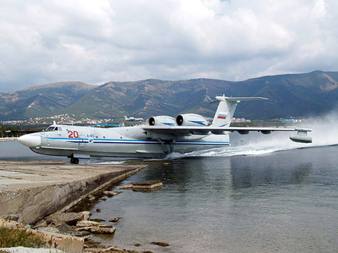 A-42 tại triển lãm hàng không Gelendzhik tháng 9 năm 2008. A-42 tại triển lãm hàng không Gelendzhik tháng 9 năm 2008.