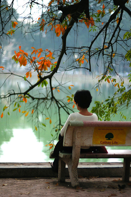 Thu sang, lòng người Hà Nội chợt man mác buồn Thu sang, lòng người Hà Nội chợt man mác buồn