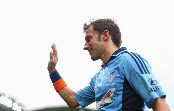 Tiền đạo – Alessandro Del Piero (38): 333 bàn thắng trong 23 năm là quá đủ để được coi là huyền thoại, và Del Piero thậm chí vẫn còn chưa dừng lại khi đặt chân tới Australia.