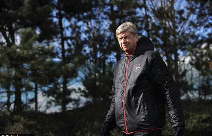 Bị loại ở Champions League cũng sẽ chính thức đánh dấu thêm một năm nữa Arsene Wenger không có danh hiệu cho Arsenal. Bị loại ở Champions League cũng sẽ chính thức đánh dấu thêm một năm nữa Arsene Wenger không có danh hiệu cho Arsenal.