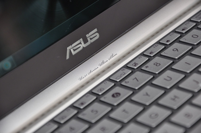 Trải nghiệm Ultrabook "siêu mỏng" Asus Zenbook UX21E ảnh 9