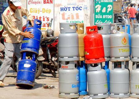 5. Ham rẻ mua các loại gas trôi nổi không rõ nguồn gốc trên thị trường. 5. Ham rẻ mua các loại gas trôi nổi không rõ nguồn gốc trên thị trường.