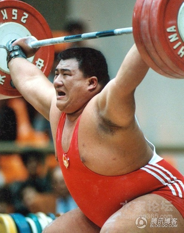 Khi qua đời ở tuổi 33 do nhiễm trùng phổi, trong nhà Cai Li chỉ còn chưa tới 300 NDT Khi qua đời ở tuổi 33 do nhiễm trùng phổi, trong nhà Cai Li chỉ còn chưa tới 300 NDT