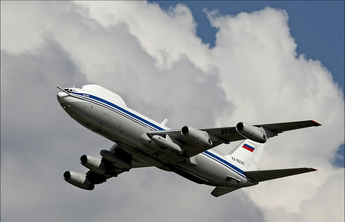 Vận tải cơ IL-80 hay IL-86VKP. Vận tải cơ IL-80 hay IL-86VKP.