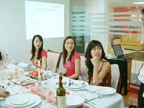 Lưu ý khi ăn uống tại nhà hàng dịp cuối năm ảnh 2 Lưu ý khi ăn uống tại nhà hàng dịp cuối năm ảnh 2