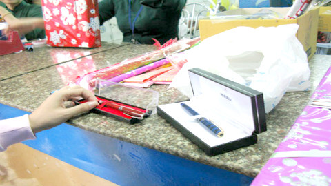 Bút viết đặc biệt tặng thầy cô