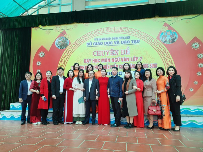 PGS.TS Đỗ Ngọc Thống Đỗ Ngọc Thống (thứ 7 từ trái sang). Ảnh NVCC PGS.TS Đỗ Ngọc Thống Đỗ Ngọc Thống (thứ 7 từ trái sang). Ảnh NVCC