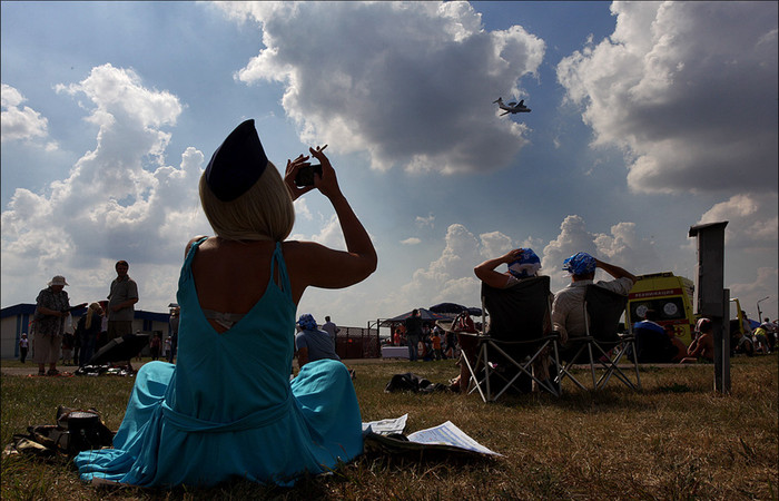 Lễ kỷ niệm dành được sự quan tâm của rất nhiều khách thăm quan và người dân. Lễ kỷ niệm dành được sự quan tâm của rất nhiều khách thăm quan và người dân.