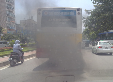 Xe buýt "cổ" Hà Nội (Ảnh: Nguyễn Ngọc Sơn). Xe buýt "cổ" Hà Nội (Ảnh: Nguyễn Ngọc Sơn).