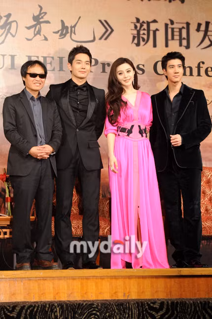 Ngày 7/10, Phạm Băng Băng và Vương Lực Hoành, Shun Oguri và đạo diễn Kwak Jae Yong tham gia buổi họp báo quảng bá dự án phim.